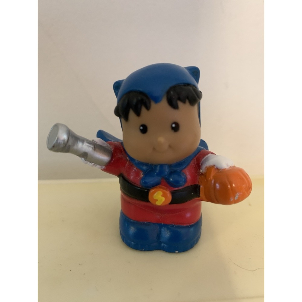 Fisher Price Little People Halloween Super Hero Roberto Flashlight Boy Pumpkin